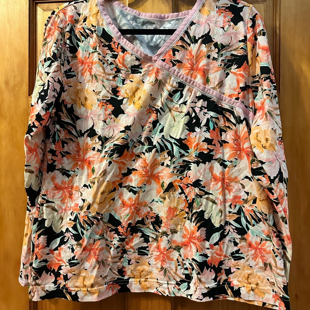 Pajama set with tulip hemline size large